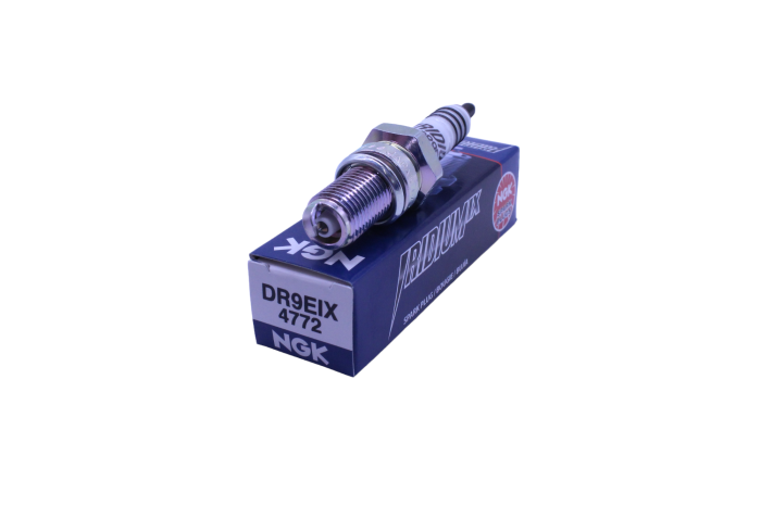 Ngk 4772 DR9EIX Iridium Ix Spark Plug
