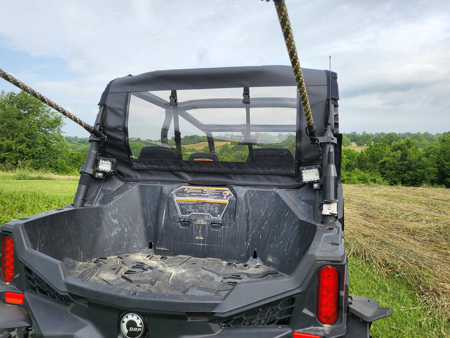 2021+ Can-Am Commander Canvas Rear Panel