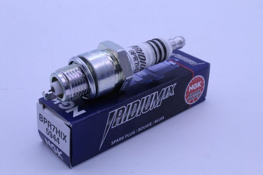 Ngk 5944 BPR7HIX Iridium Ix Spark Plug