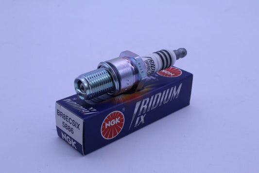 Ngk 5886 BR8ECSIX Iridium Ix Spark Plug