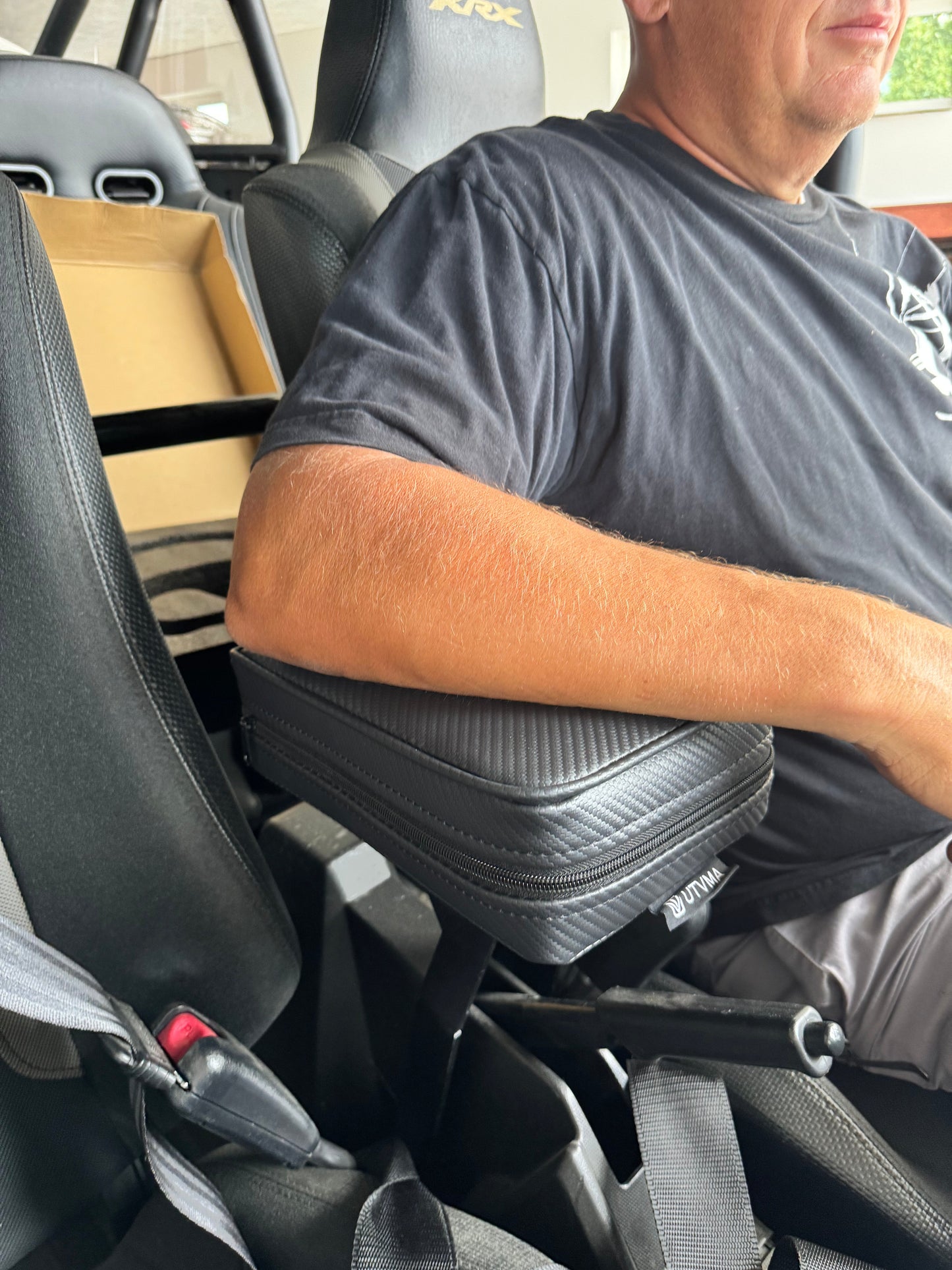 UTVMA RZR 570 Armrest with Bracket (2017-2022)