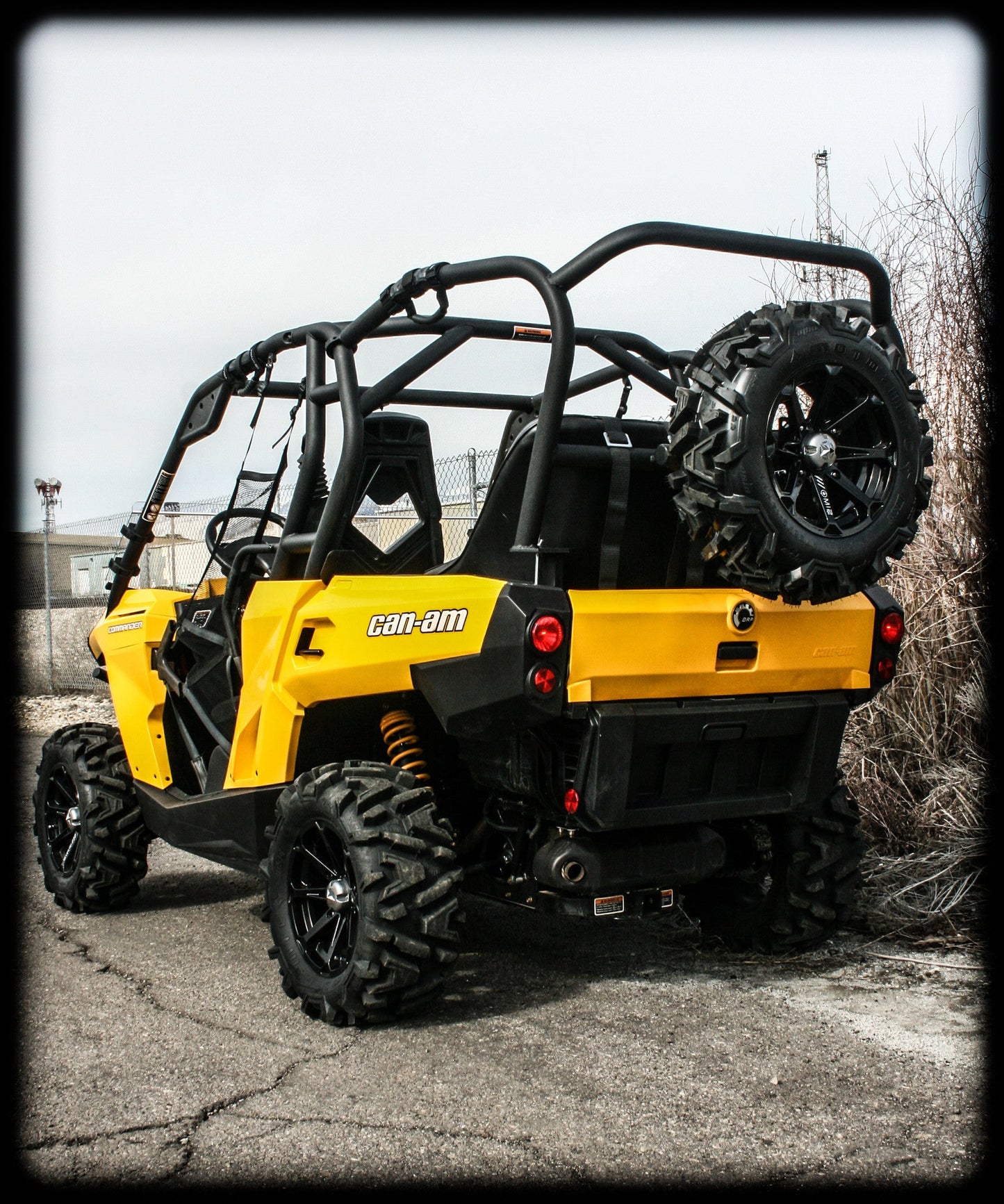 Commander / Commander Max Spare Tire Rack (2011+)