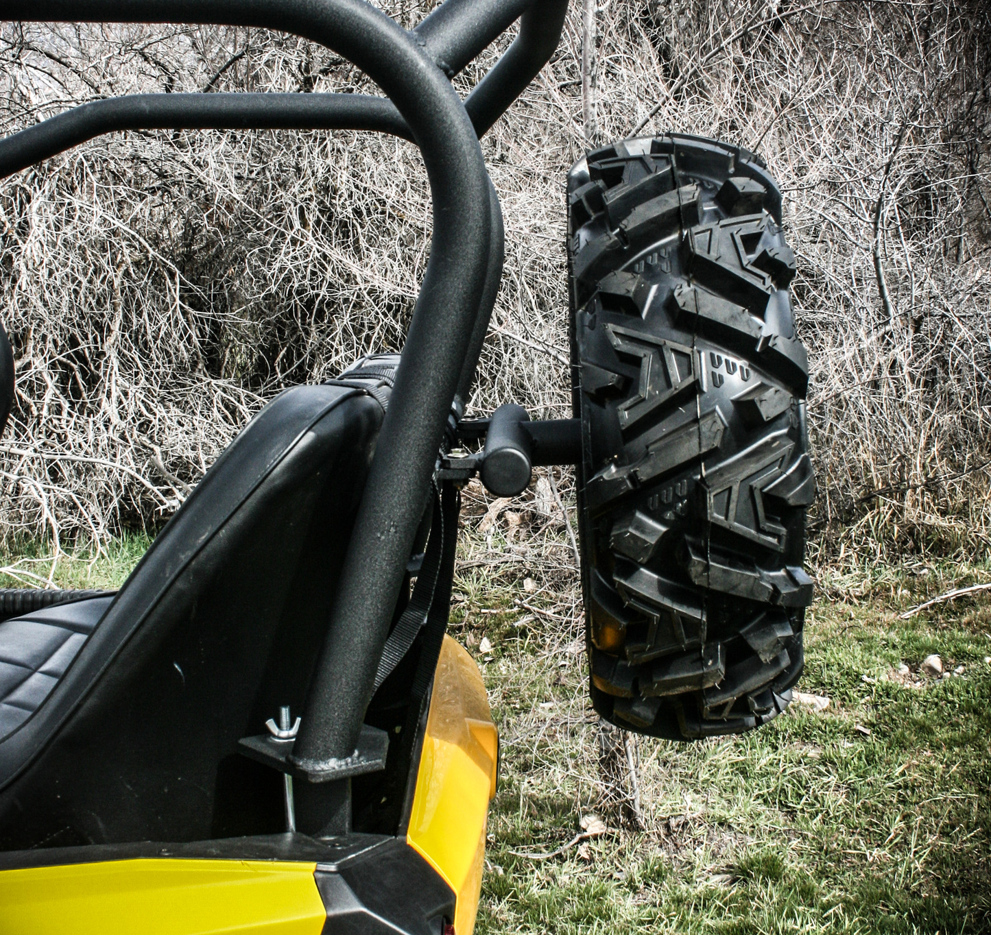Commander / Commander Max Spare Tire Rack (2011+)