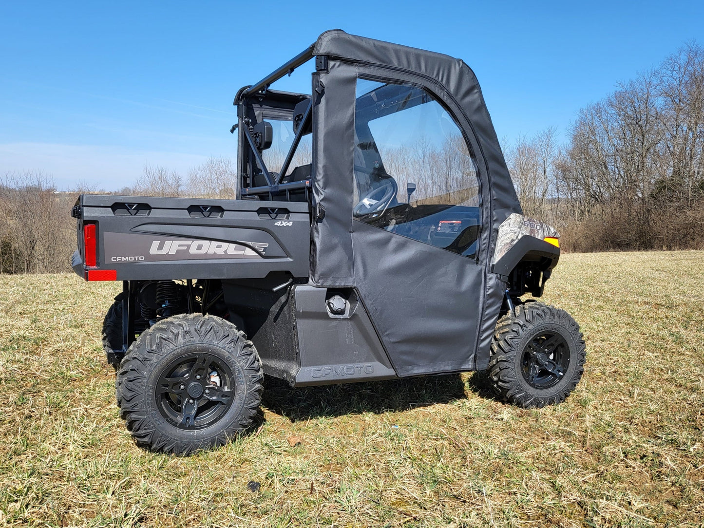 CFMoto UForce 600 - Soft Doors w/Color and Zip Window Options