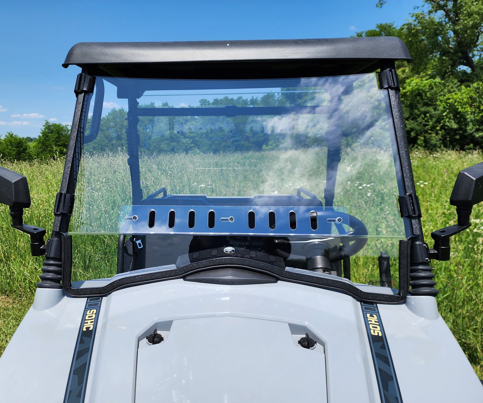 HiSun Sector 250 - 1 Pc Windshield with Vent (HISS25-SX1-CLR) - 3 Star UTV