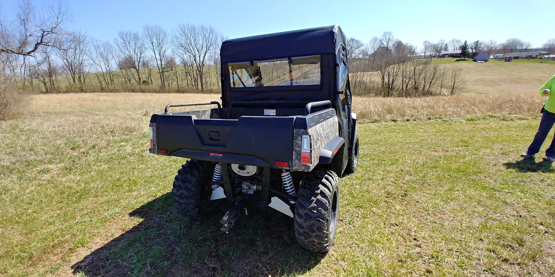 HiSun Sector 550/750 - Soft Back Panel (HIS555-BCK-BLK) - 3 Star UTV