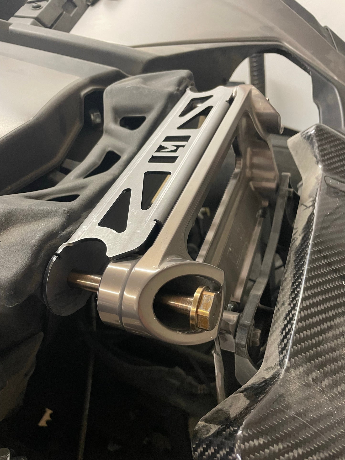 LM-UTV Can-Am Maverick X3 Shock Tower Bulkhead Bracket - LM-UTV