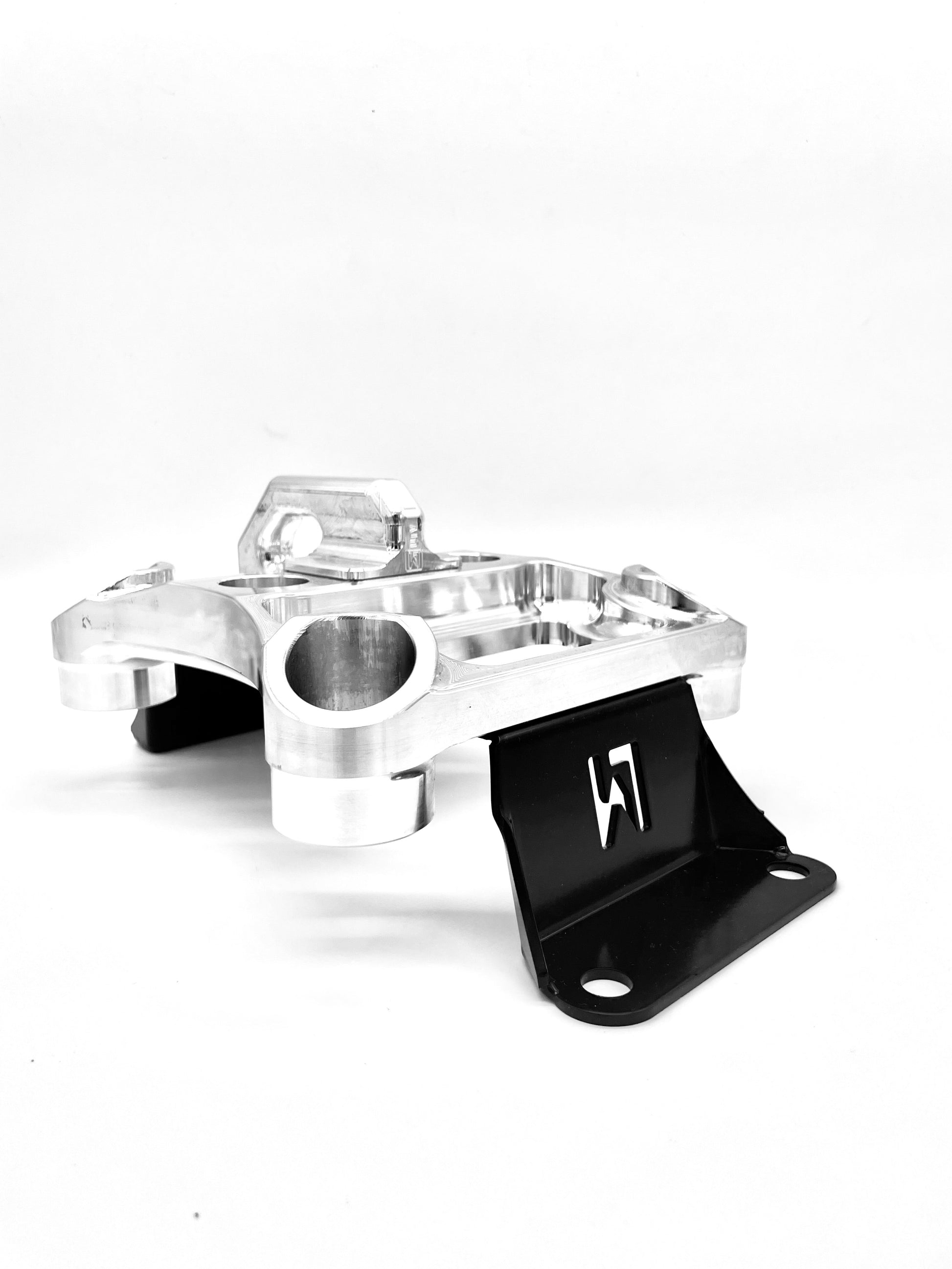 LM-UTV 2022+ Can-Am Maverick X3 Rear Radius Rod Plate - LM-UTV