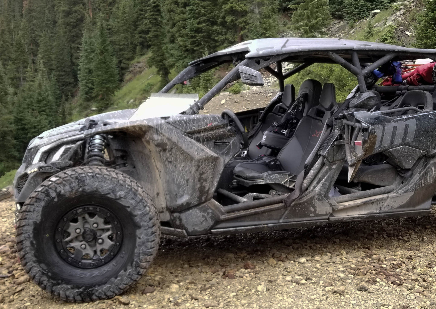 Maverick X3/Maverick X3 MAX Front/Rear Bump Seat (2017+)